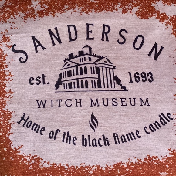 Sanderson Witch Museum Short Sleeve Tee - Picture 3 of 9